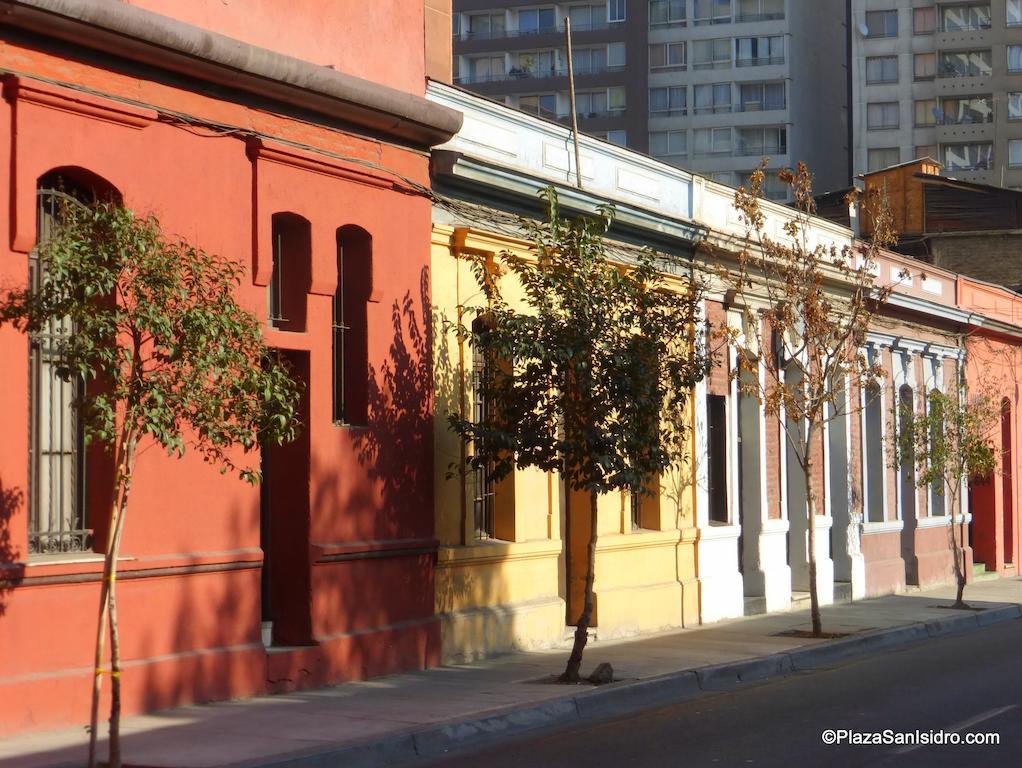 Plaza San Isidro Apartment Сантяго Екстериор снимка